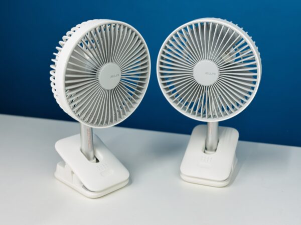 ISULIFE FA13R Rechargeable Clip Fan (8000mAh)- White Color - Image 3